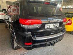 جیپ گراند شیرۆکی